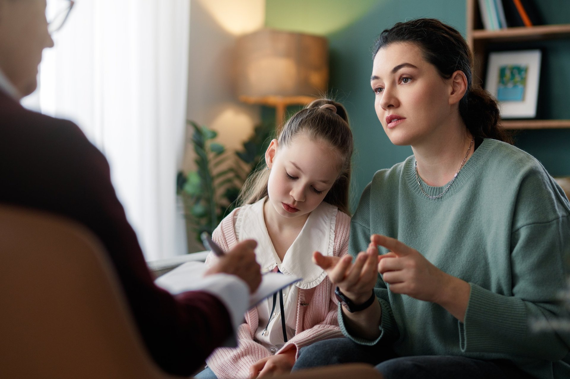 What to say to someone in recovery — supportive family conversation during counseling session, Cascadia Bountiful Life Bremerton WA